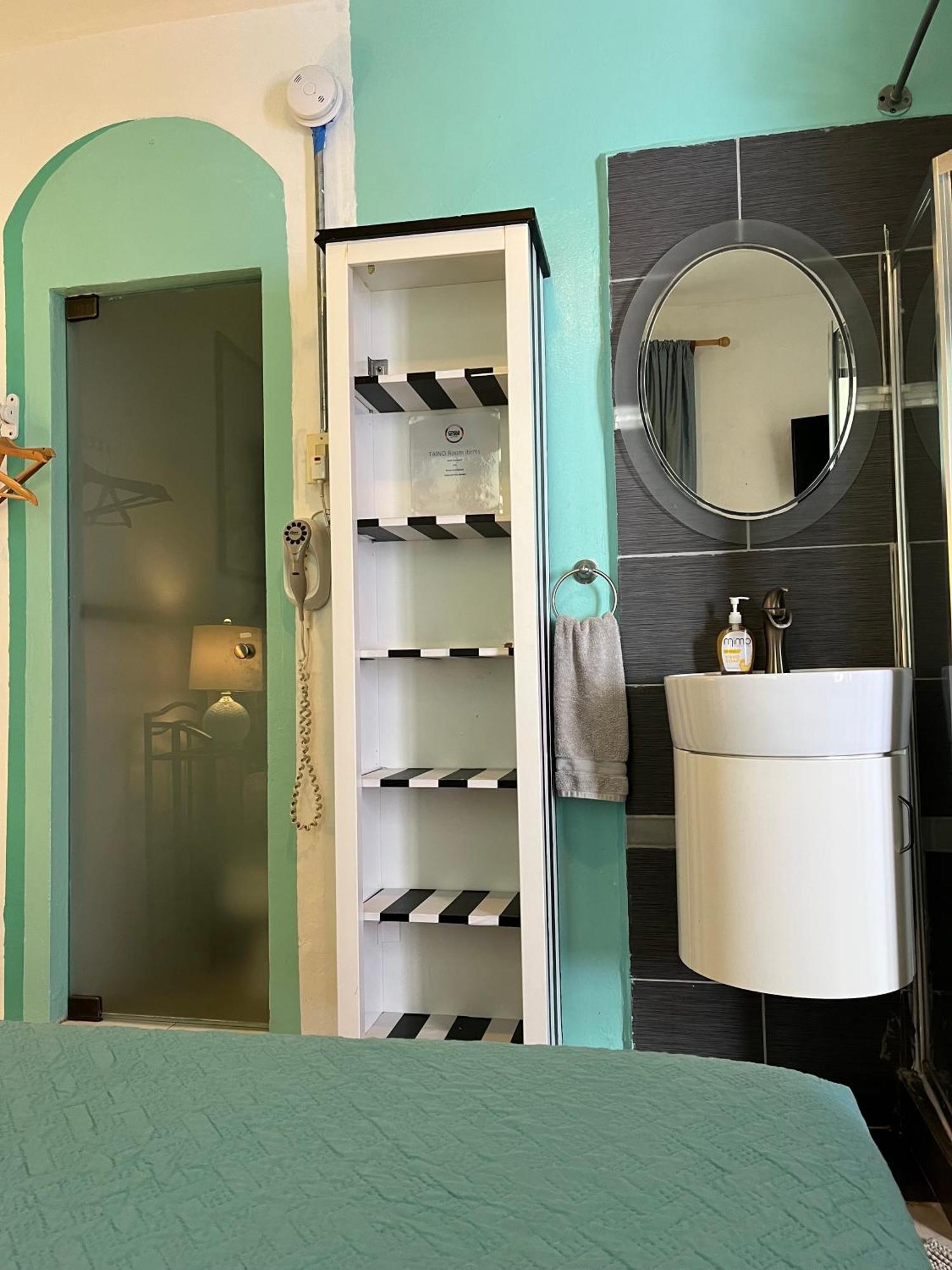 Lower Price, More Style, Discount Studio In San Juan,Pr, Beach, Free Bikes (Adults Only) Luaran gambar